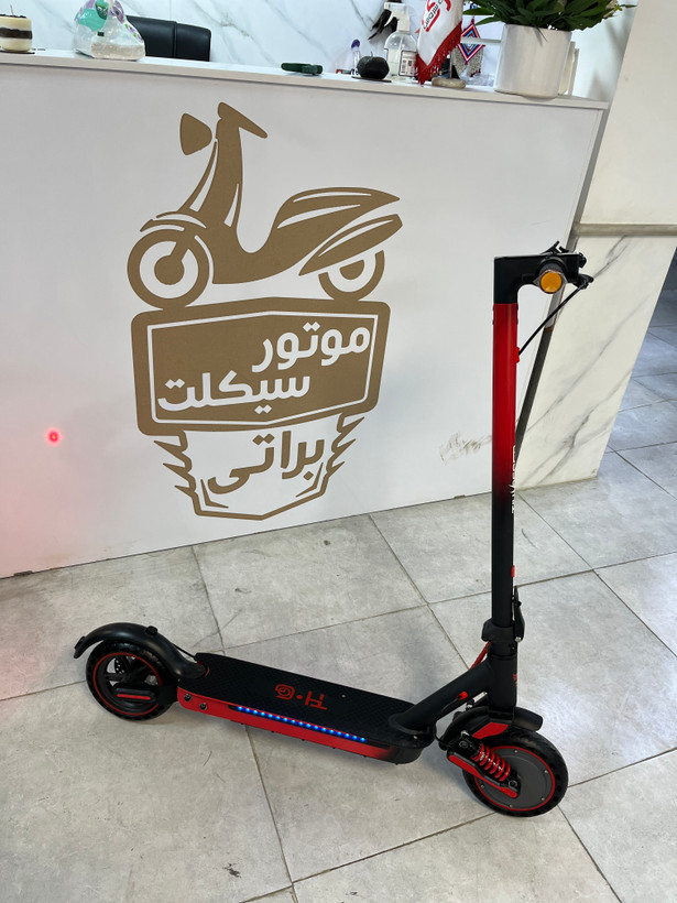 اسکوتر ایستاده کمک دار